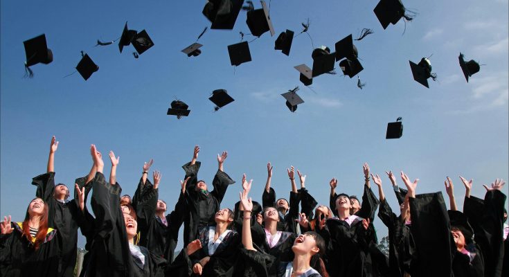 Top 3 Scholarships in Canada for Master’s Degree Students